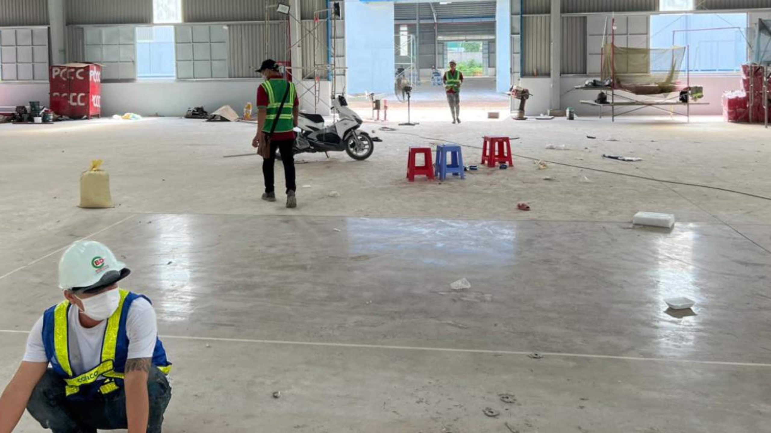 Chi phí đánh bóng sàn bê tông bằng sika