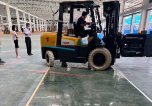 Dịch vụ đánh bóng sàn bê tông Bình Dương