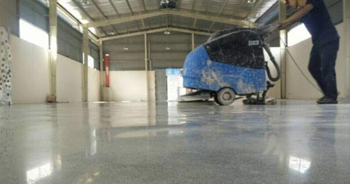 Mặt sáng sáng bóng qua xữ lý