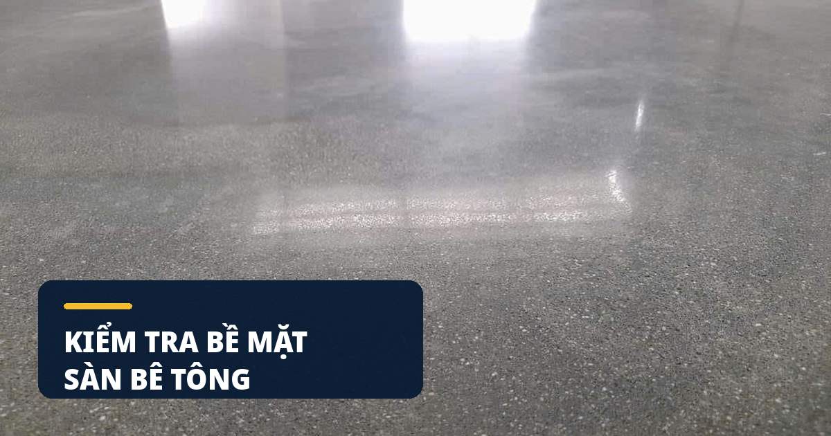 Kiểm tra bề mặt sàn bê tông cũ trong gara cải tạo sàn gara TPHCM từ bề mặt bê tông cũ