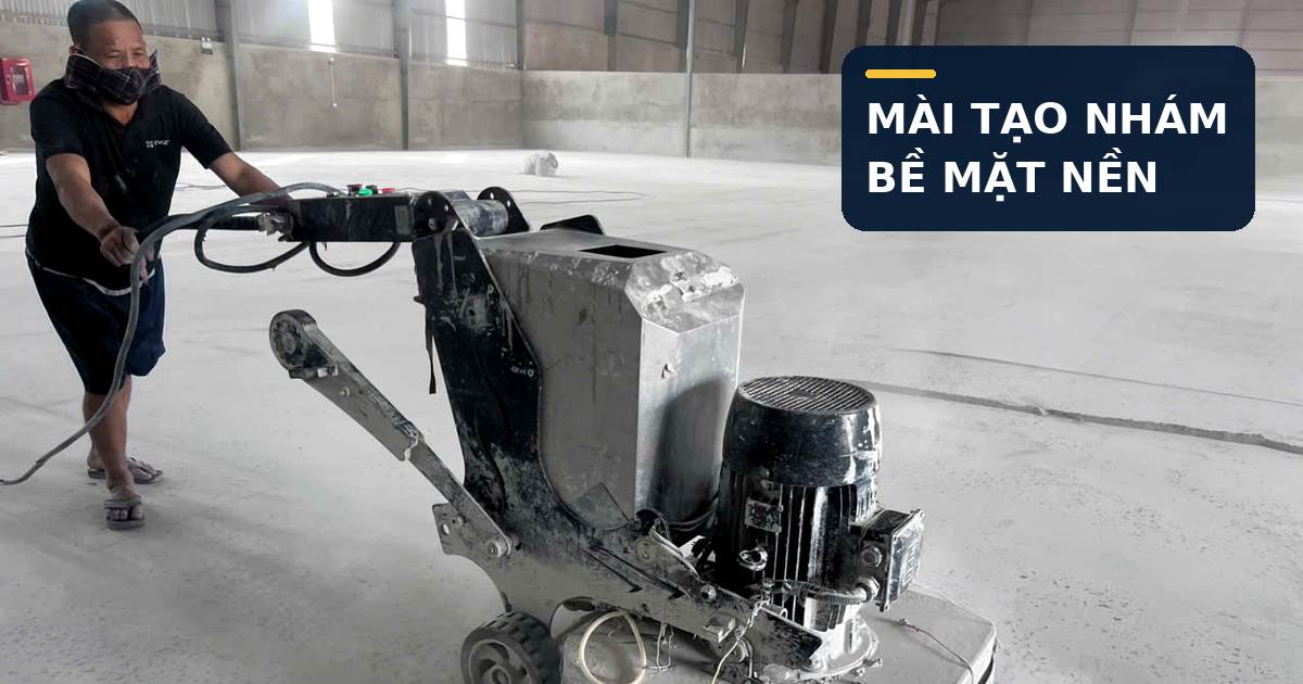 Phối màu sàn epoxy cần bắt đầu từ bước mài và chuẩn bị nền phù hợp