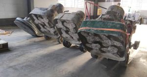 Tập kết máy mài sàn bê tông tại nhà xưởng anh Khang ở Đức Hòa 3, Long An.